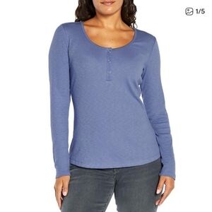 NWT Eddie Bauer Blue Scoop Neck Snap Longlseeve Henley Top Women Size Medium
